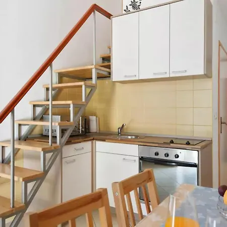 With Large Garden In The Heart Of Apartamento *